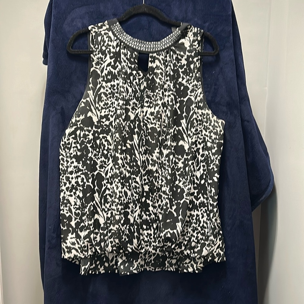 Nicole Miller Xl sleeveless top